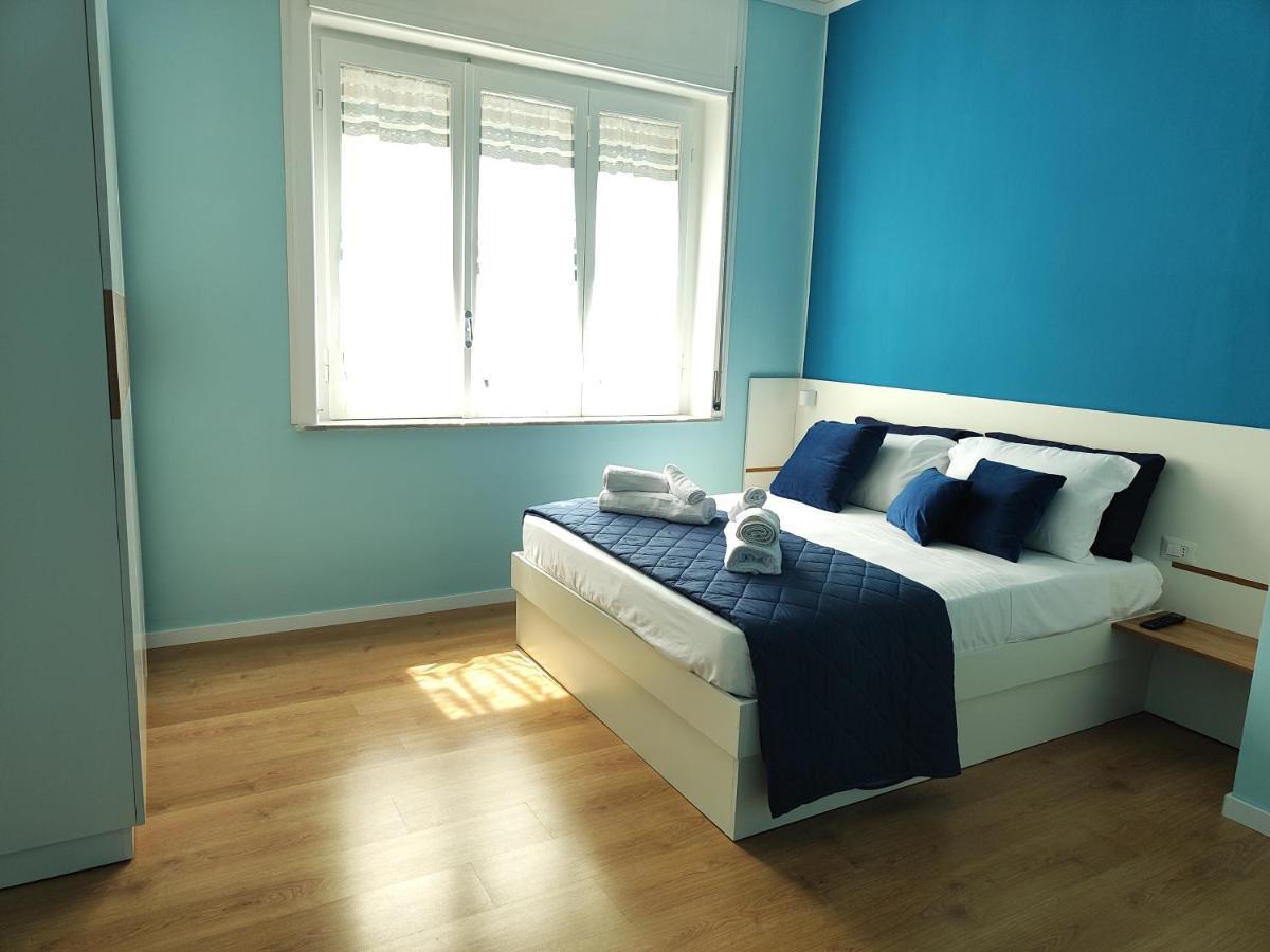 B&B Libra Rooms & Suite Salerno Bagian luar foto