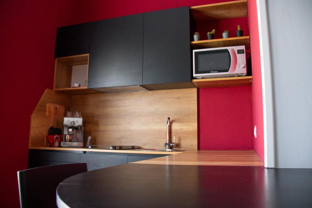 B&B Libra Rooms & Suite Salerno Bagian luar foto